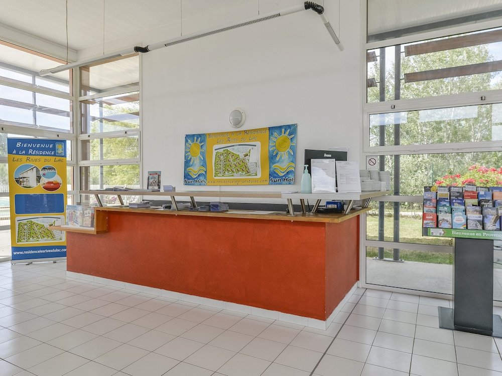 Residence Vacanceole Sun Hols Les Rives du Lac 8/68