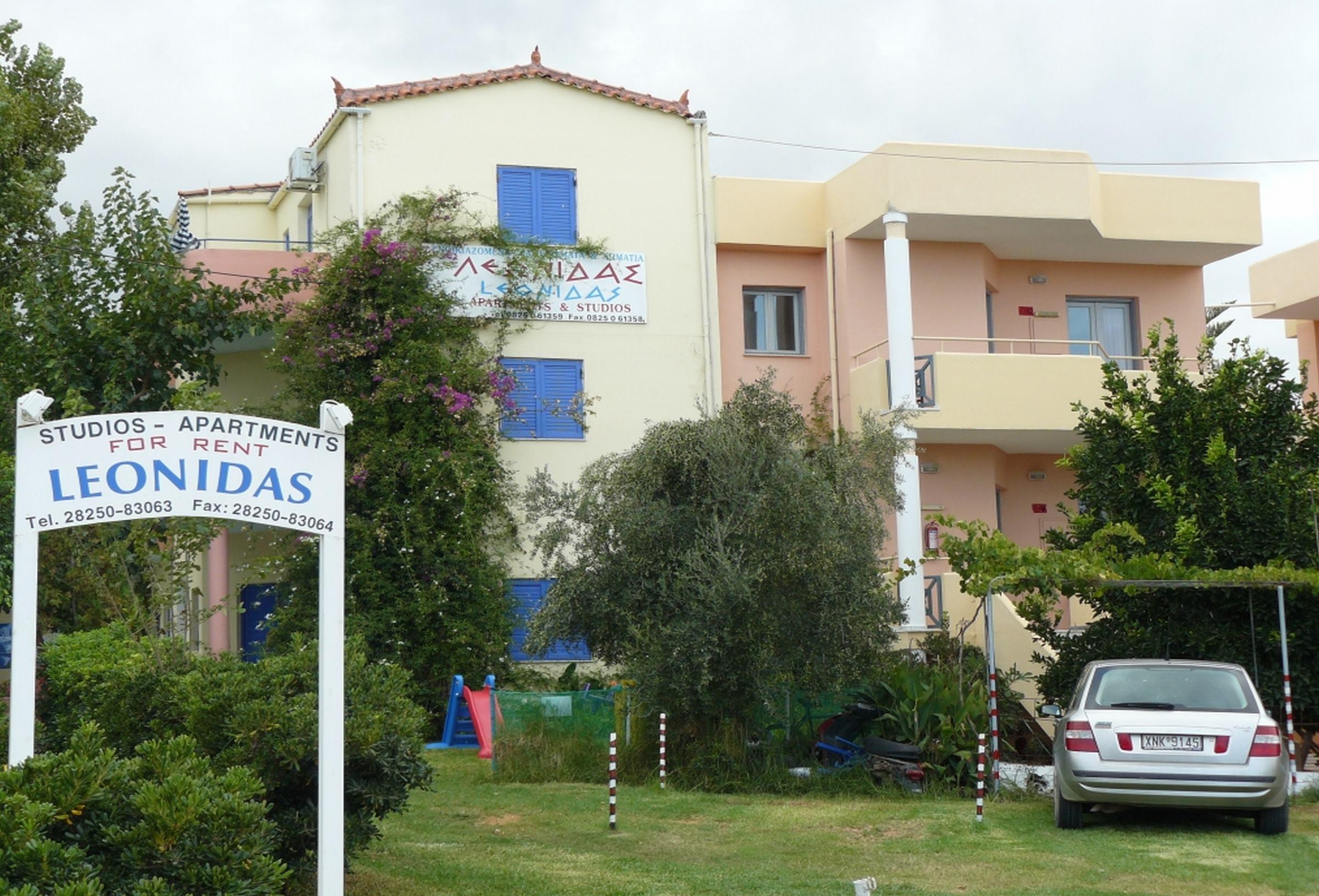 Leonidas Apartments 34/47