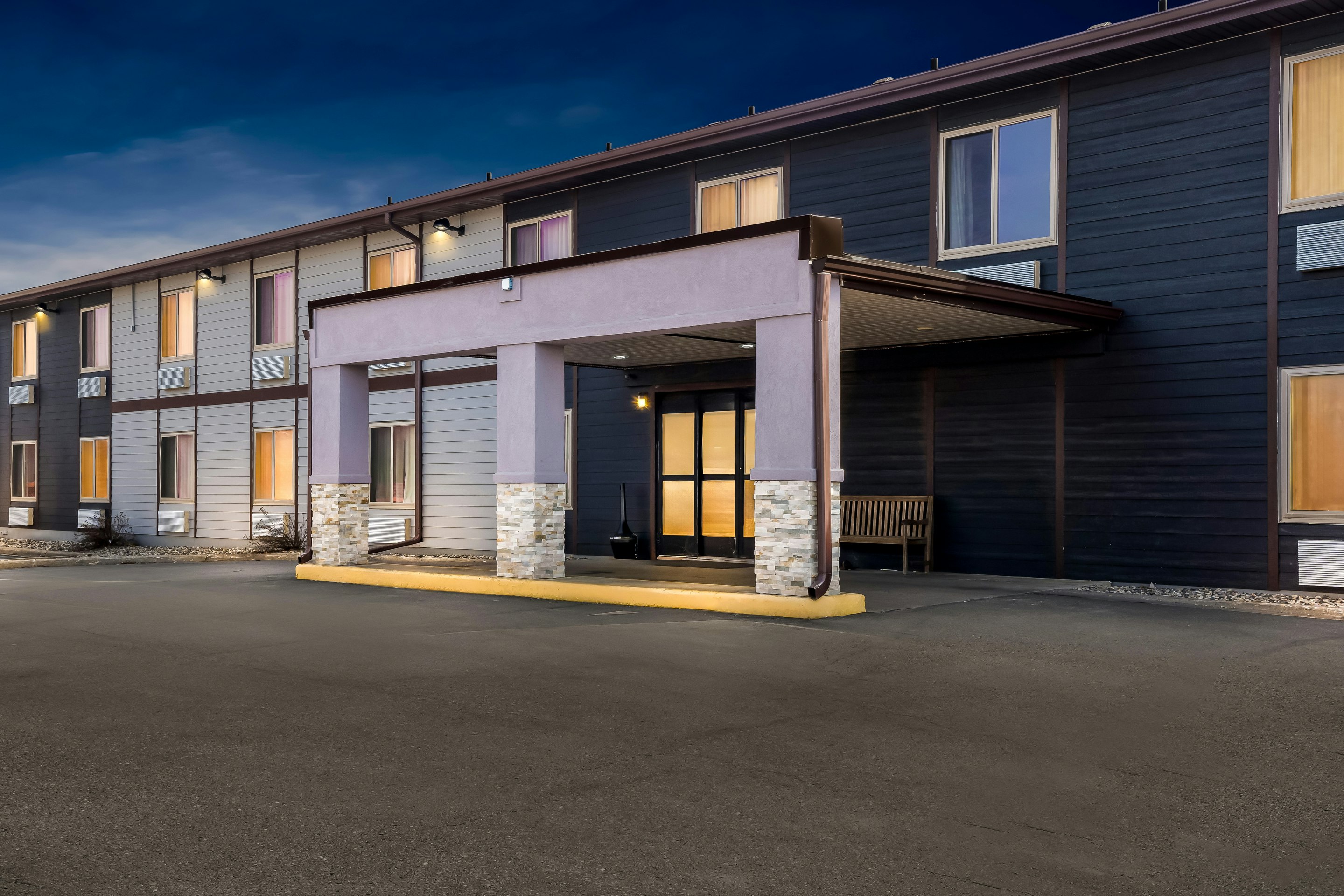 Red Roof Inn & Suites Tomah 54/57