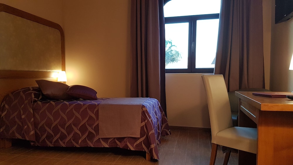 Villa Donna Lisa Wine Hotel 53/78