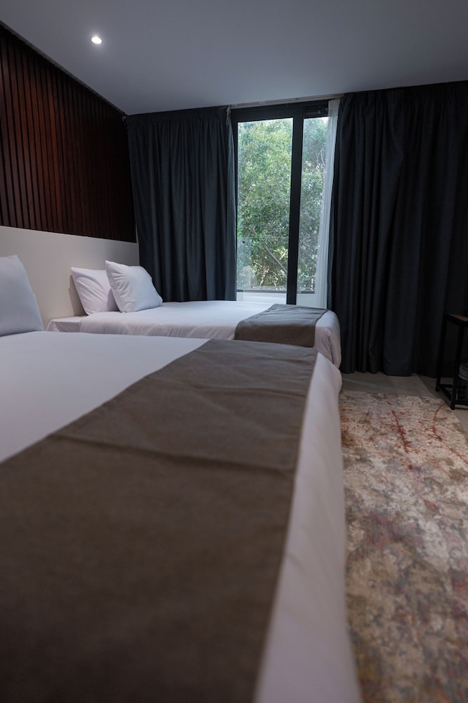 غرفة قياسية بسرير كينج، Pyramid Front Hotel 6/8