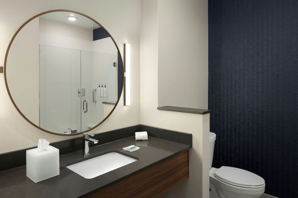 Fairfield Inn & Suites Traverse City 16/16