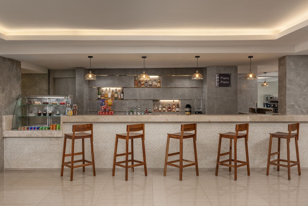 Delta Hotels Dar es Salaam 18/29