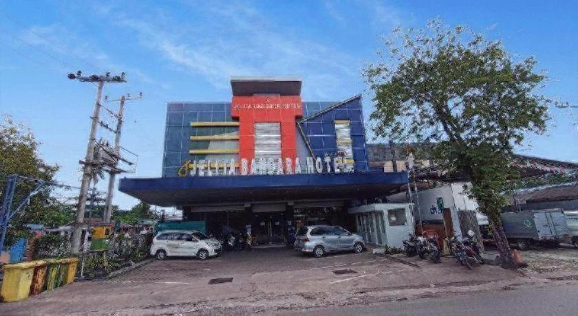 Jelita Bandara Banjarbaru 32/39