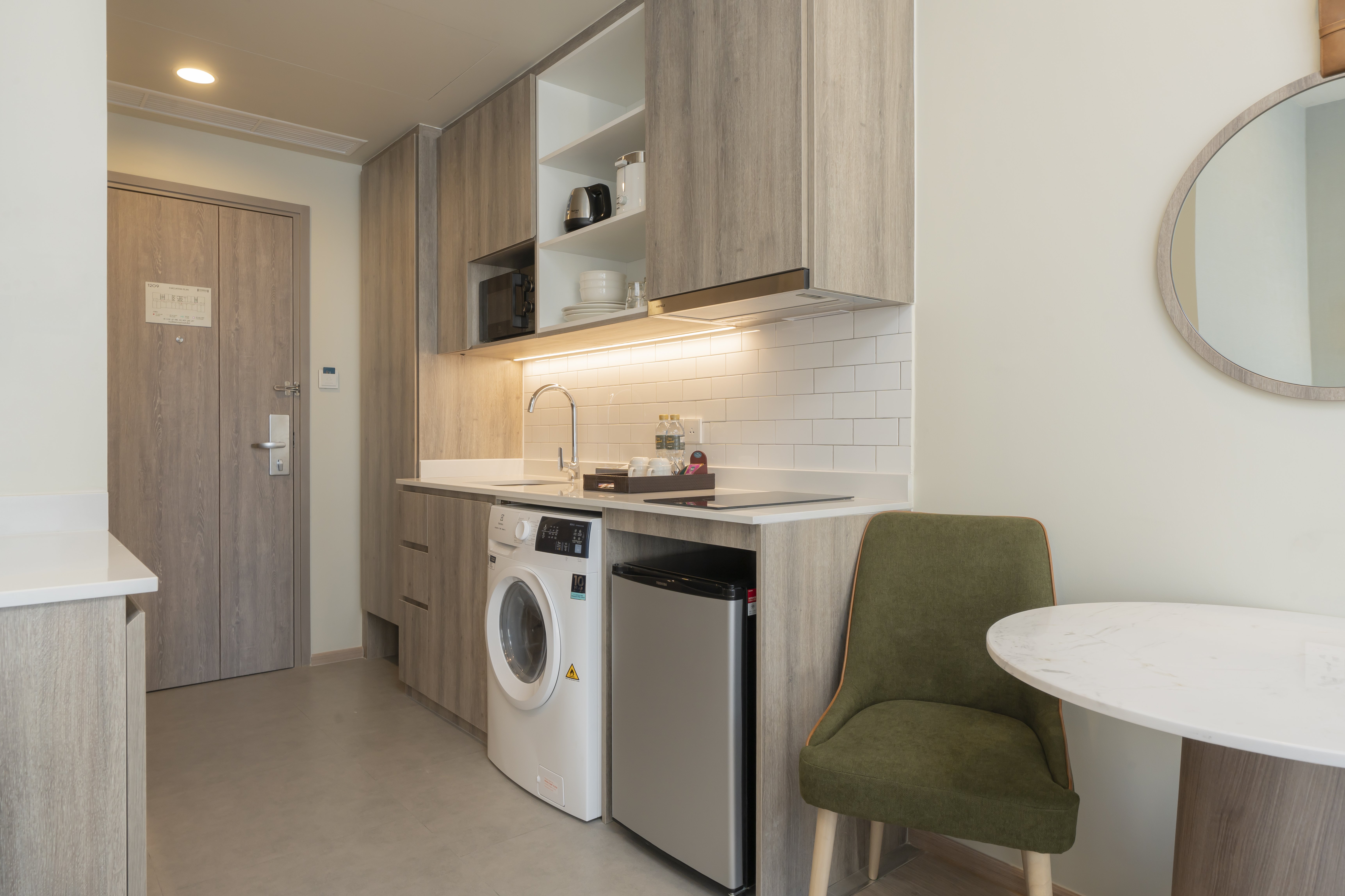 Staybridge Suites Bangkok Sukhumvit 50/50