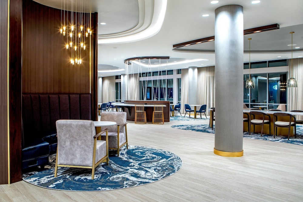 SpringHill Suites by Marriott Boston Logan Airport Revere Beach 19/25