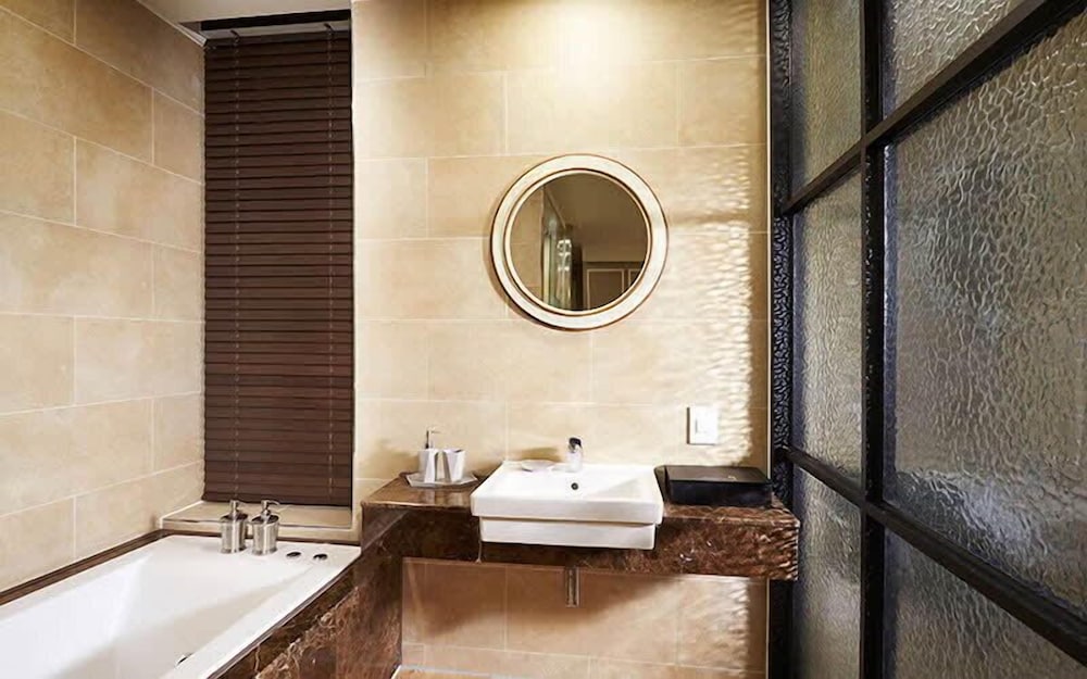 Hotel Boutique 9 51/55