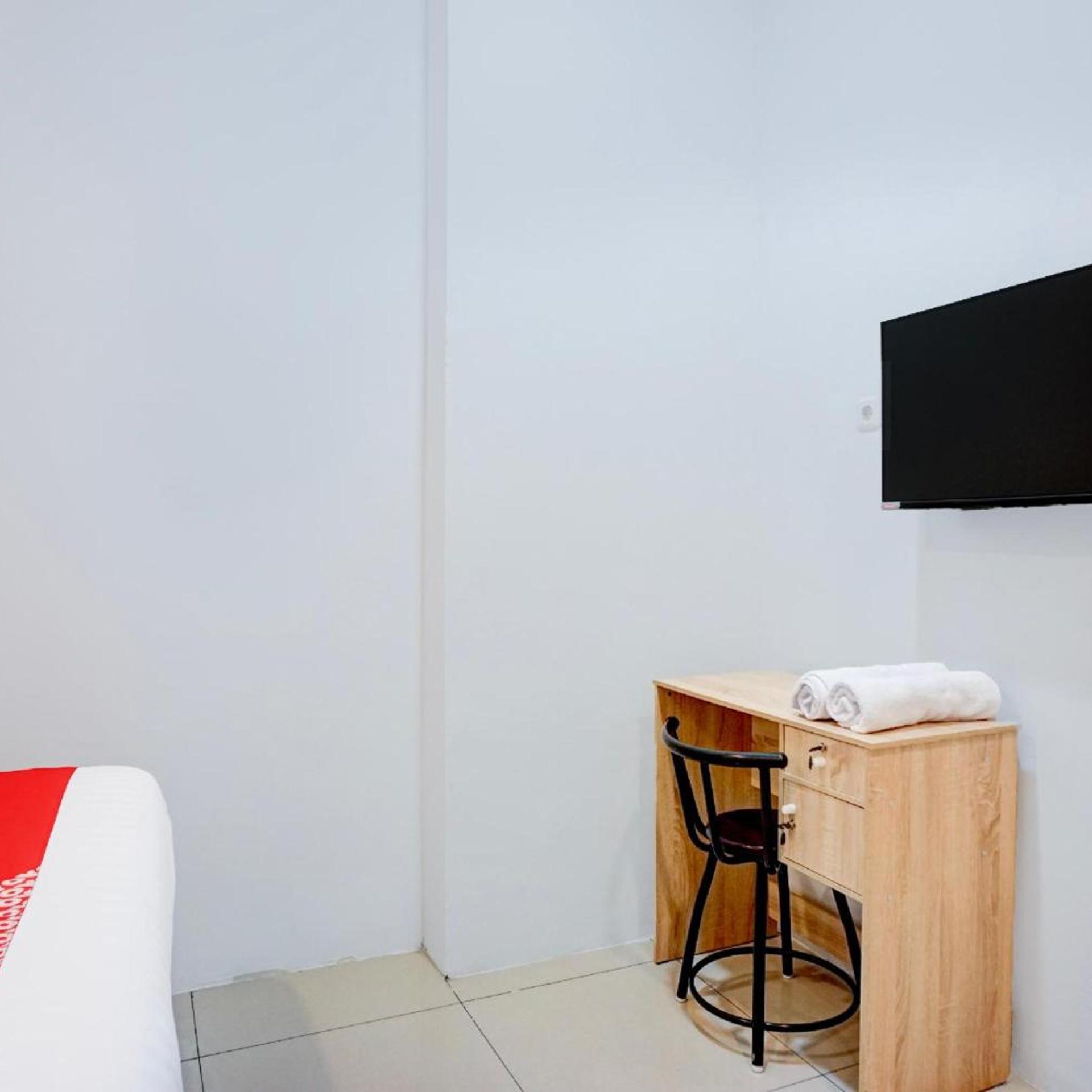 Collection O Almasarra Residence Near Ring Road Medan 42/46