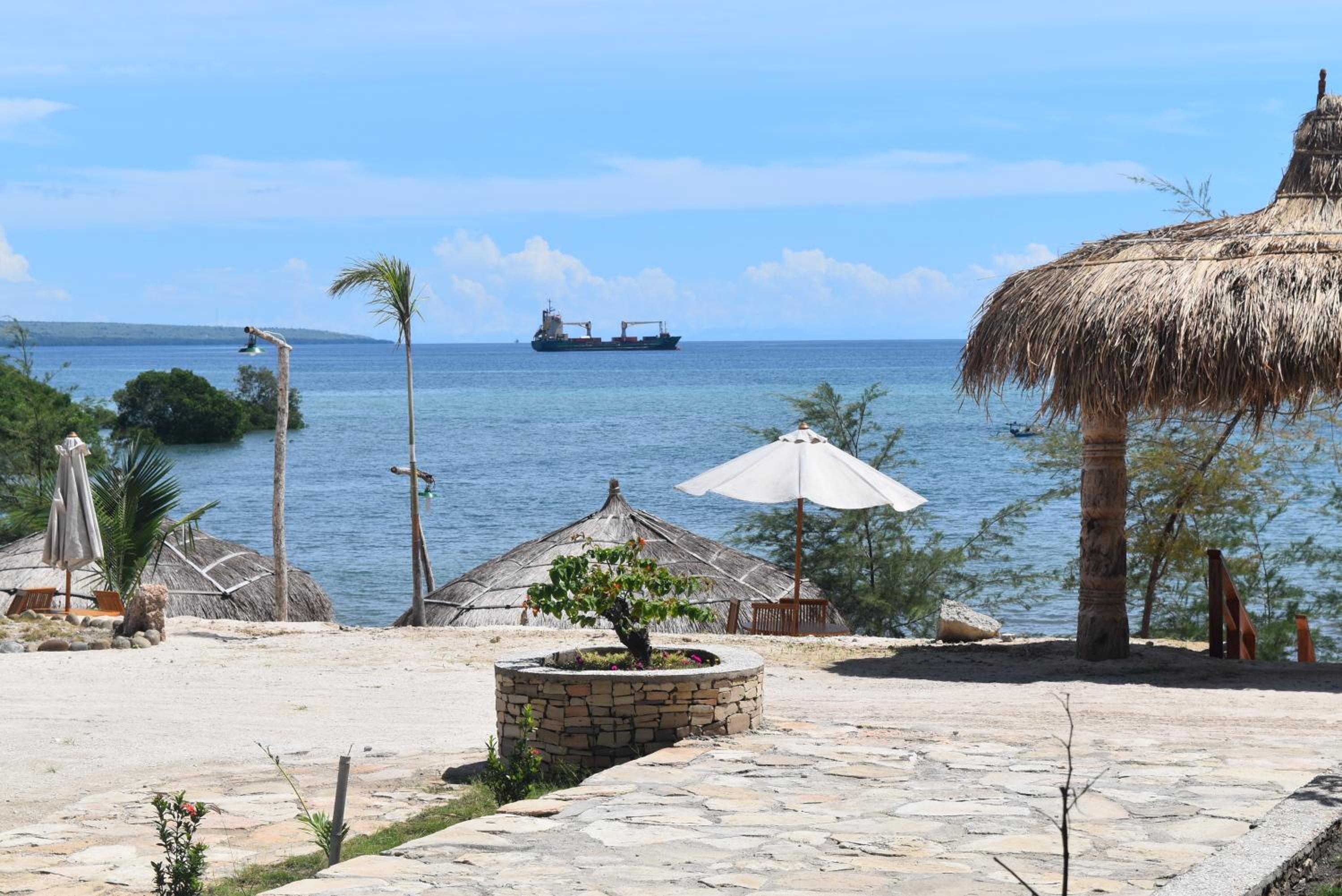 Padadita Beach Hotel 46/50