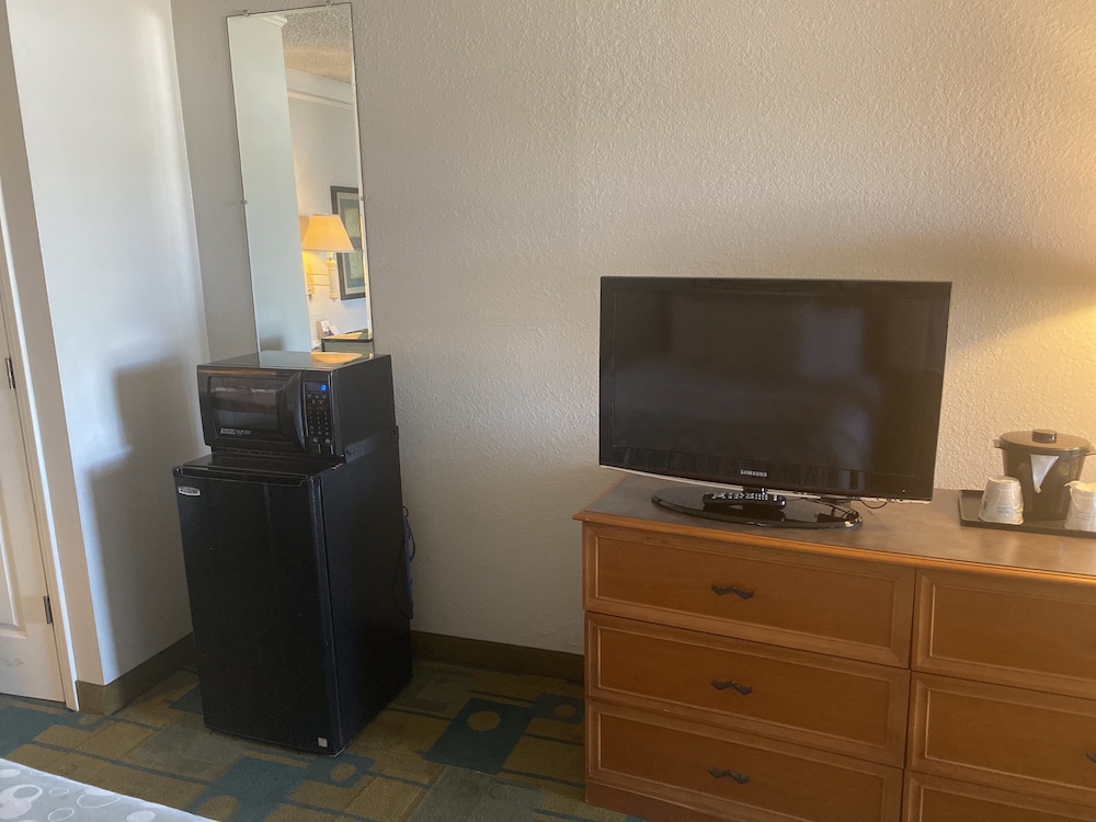 La Quinta Inn By Wyndham Tyler 7/36