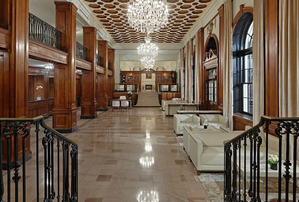 Lord Nelson Hotel And Suites 40/61