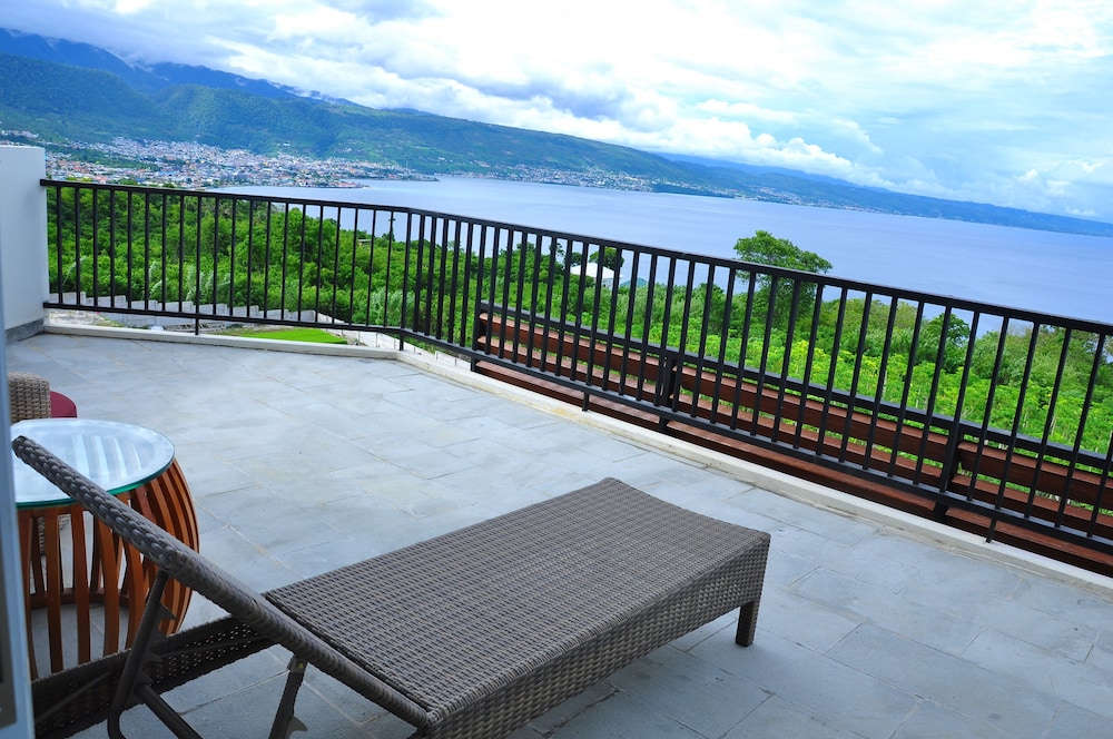 Swiss-Belinn Luwuk 35/39