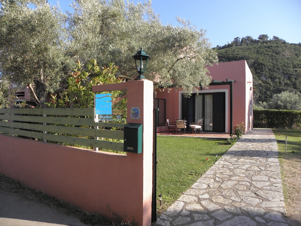 Ionian Breeze Studios 28/30