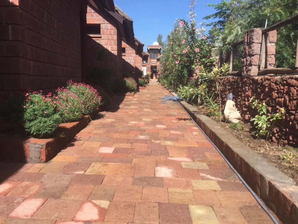Lalibela Lodge 41/43