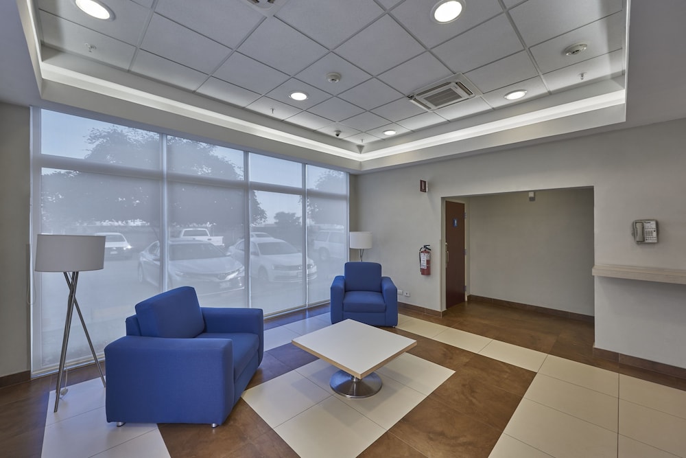 City Express by Marriott Ciudad Obregon 36/60