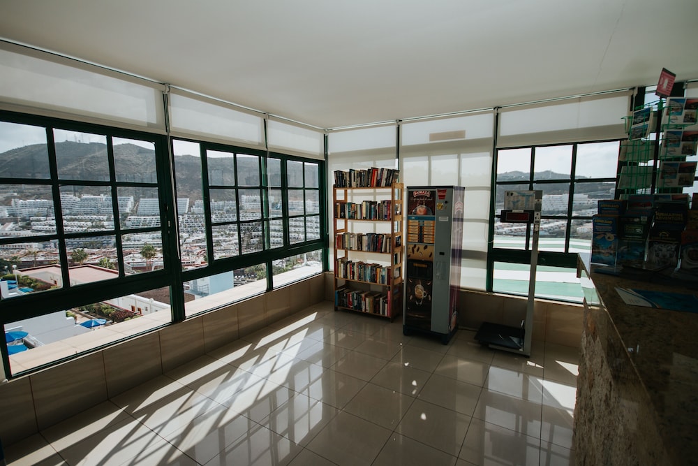 Servatur Montebello Apartments 48/73