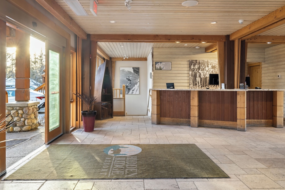 Hidden Ridge Resort 11/73