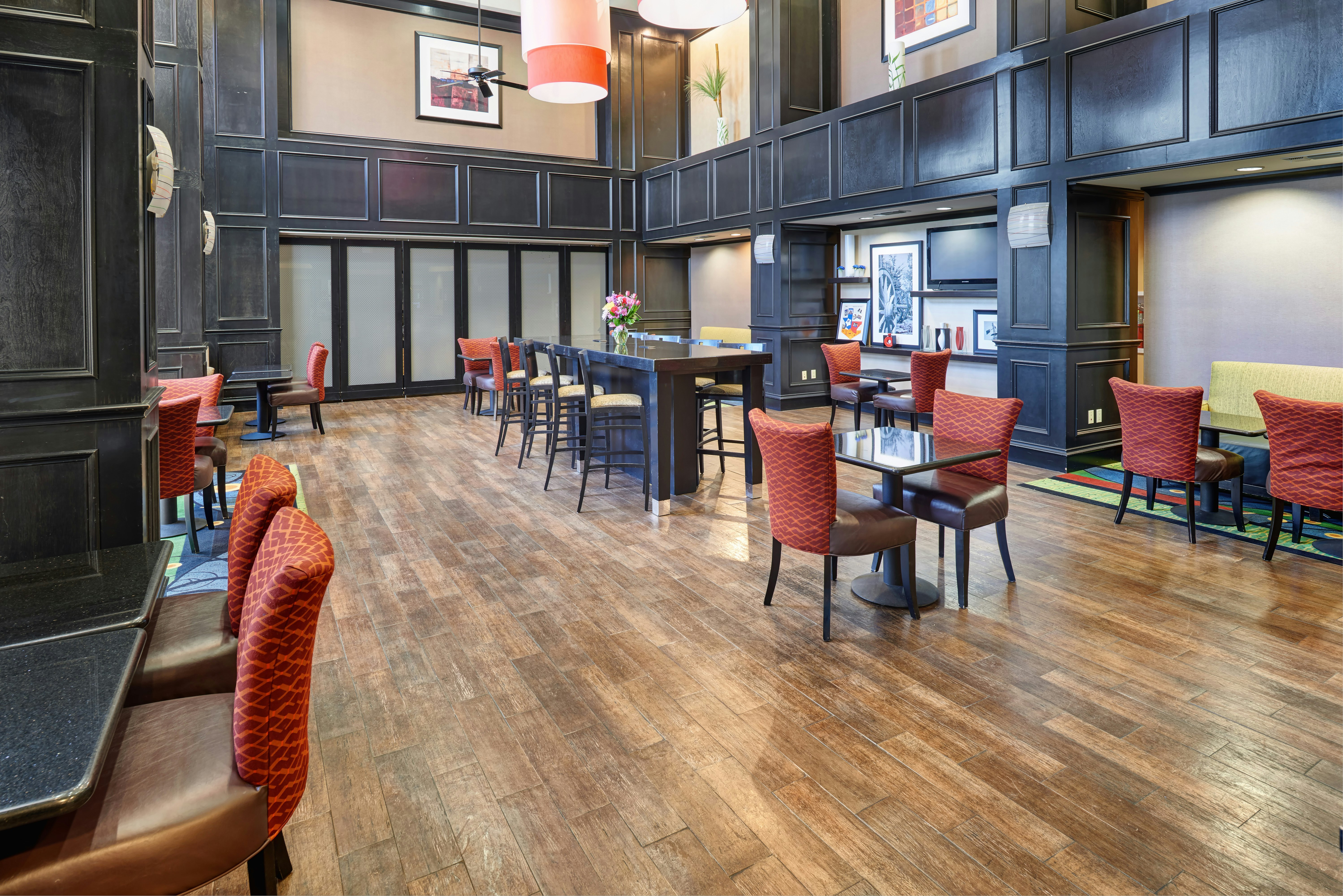 Hampton Inn & Suites Decatur 43/58