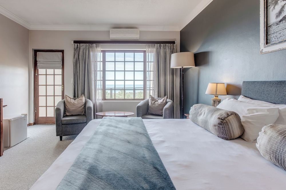 Lodge, Double or Twin Bed, Sea View