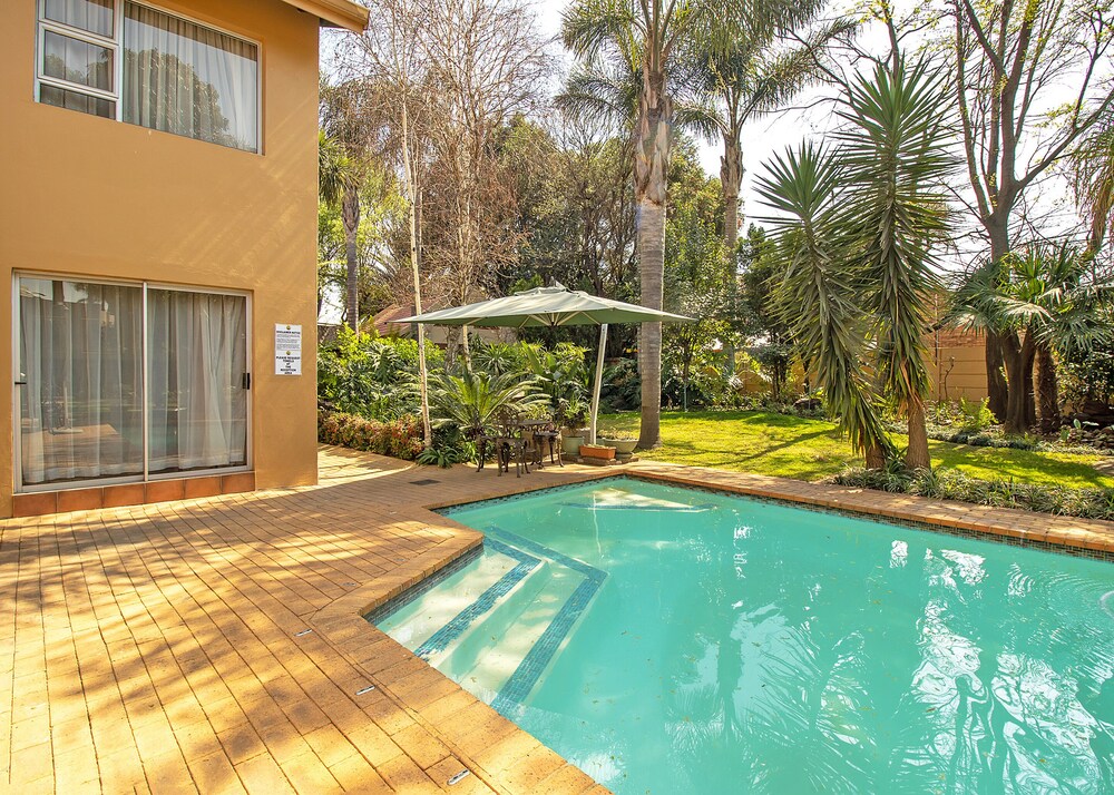 Sunward Park Guesthouse 41/50