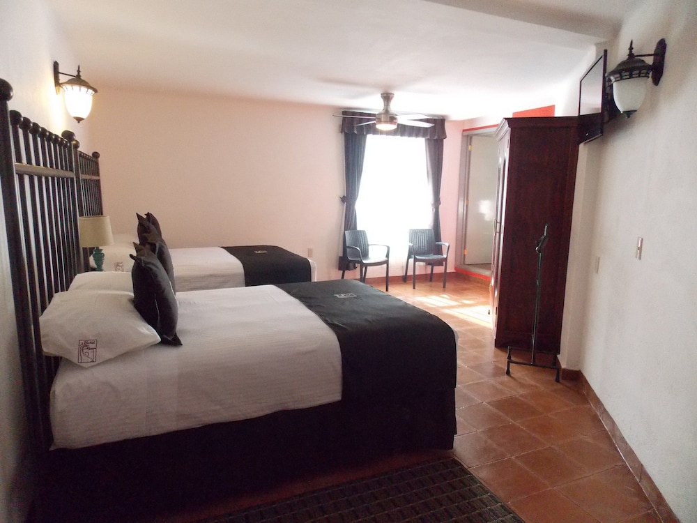 Hotel Real de Leyendas 13/41