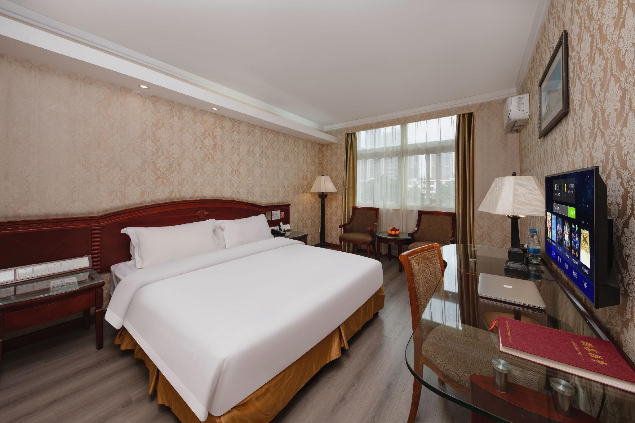 Zhen Xing Hotel 25/51