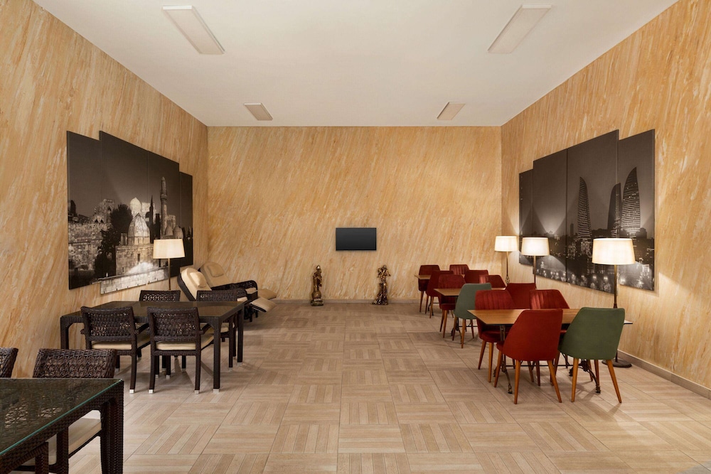 Wyndham Baku 42/50