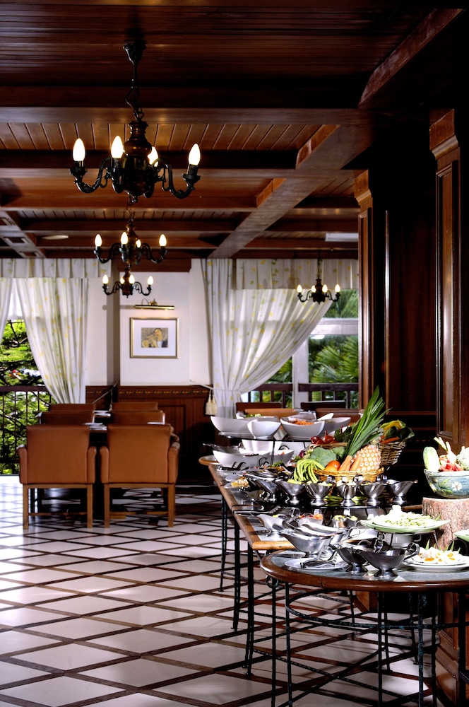 Colmar Tropicale, Berjaya Hills 11/76