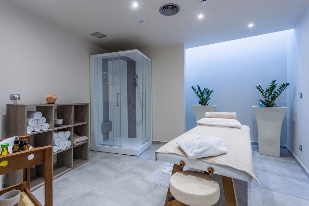 Elysian Luxury Hotel & Spa 22/50