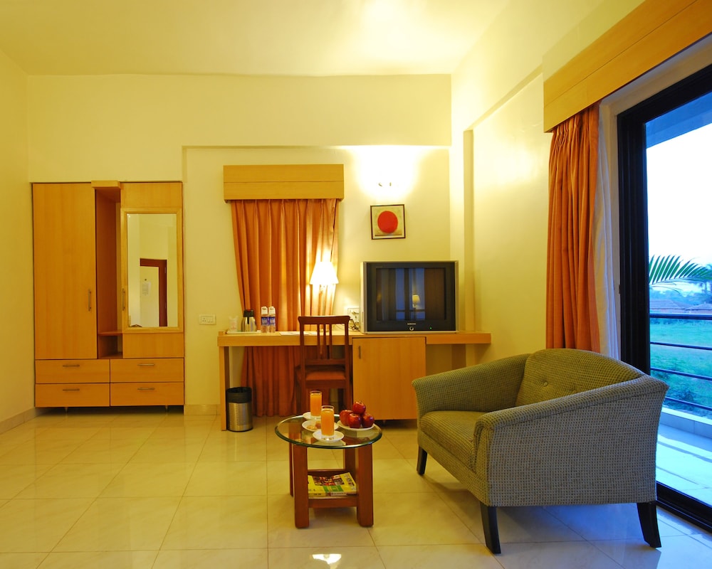 Phoenix Hotel 32/50