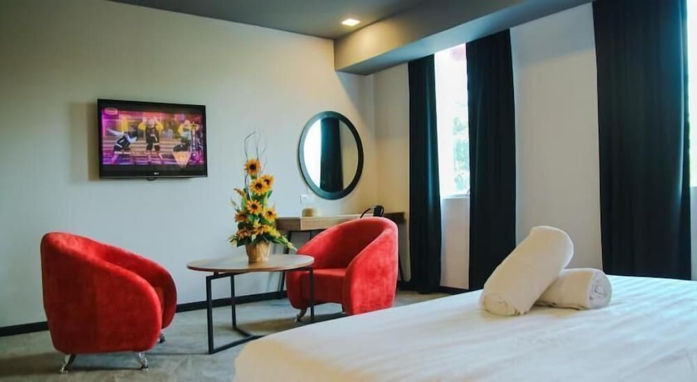 Hotel Regal Vista 38/48