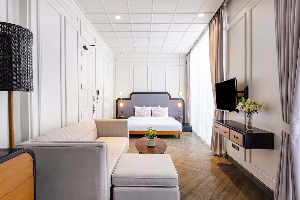 MiLa Hotel Thapae 45/63