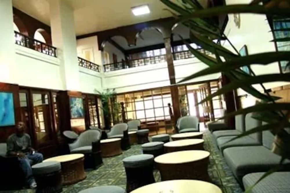 Hotel Santa Cruz 16/20