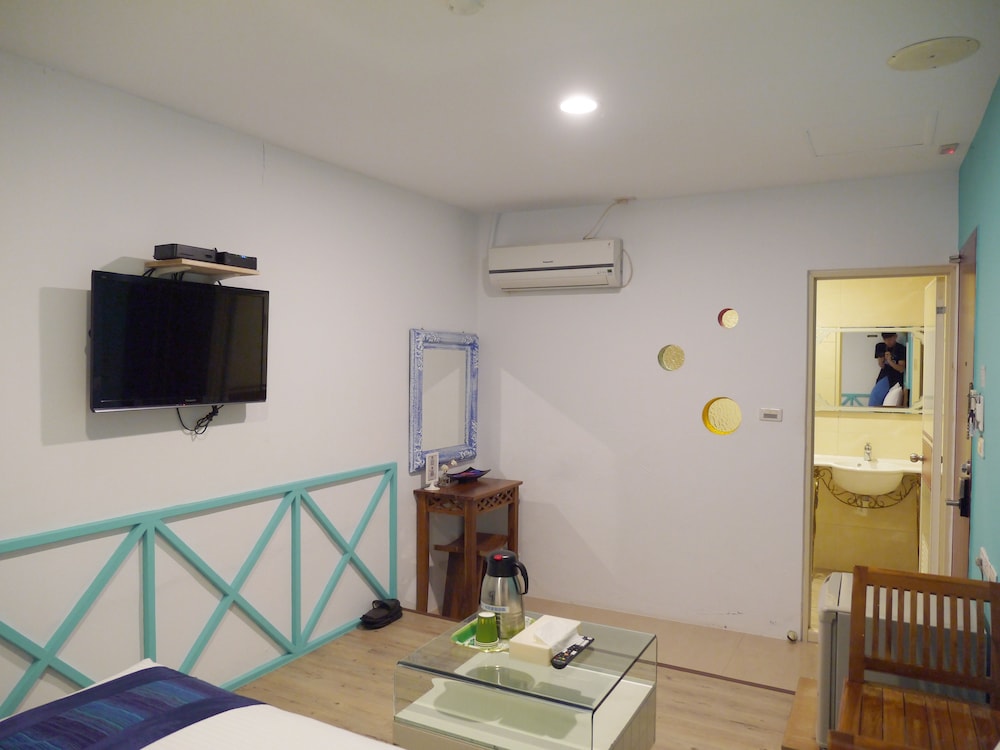 Sin Sin Hotel I 32/50