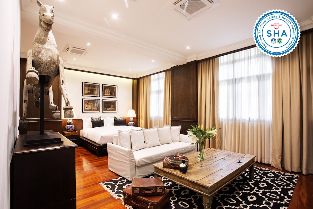 The Bridge An Eclectic Luxotel Chiangmai 32/72