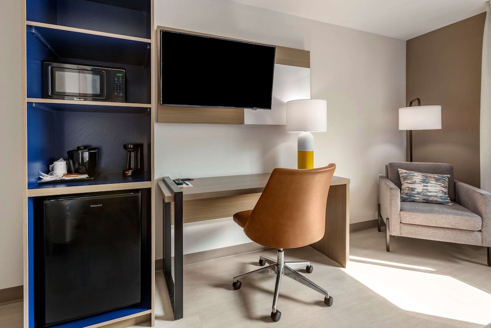 Comfort Inn Philadelphia International Airport West 34/44