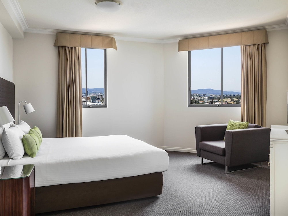 2 BEDROOMS, APARTMENT