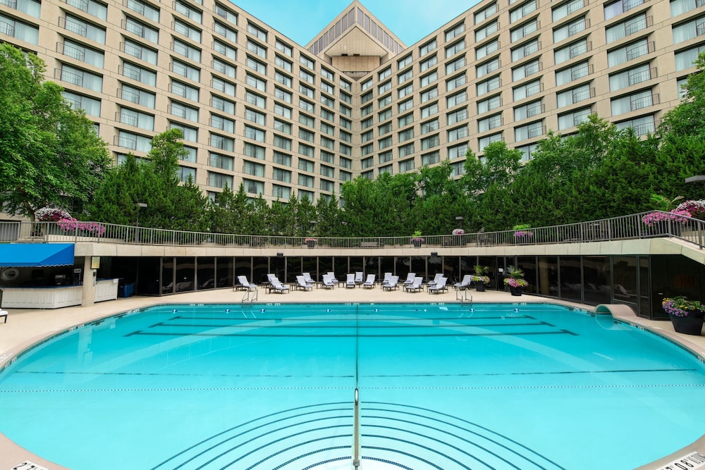 The Westin Kansas City At Crown Center 24/47