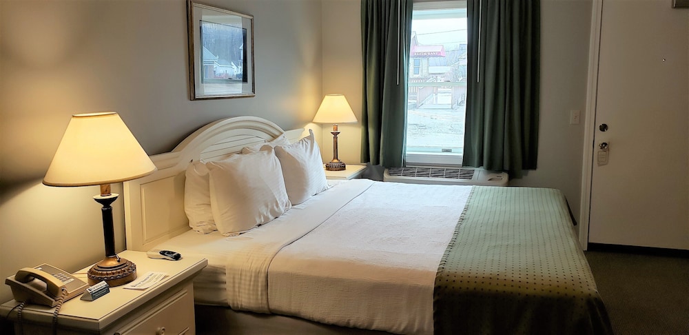 Top Notch Inn 13/69