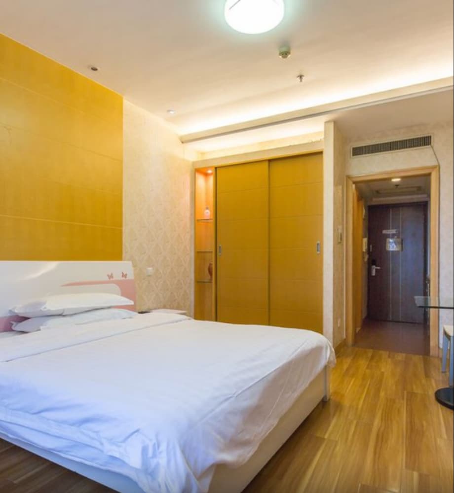 BUSINESS, DOUBLE BED