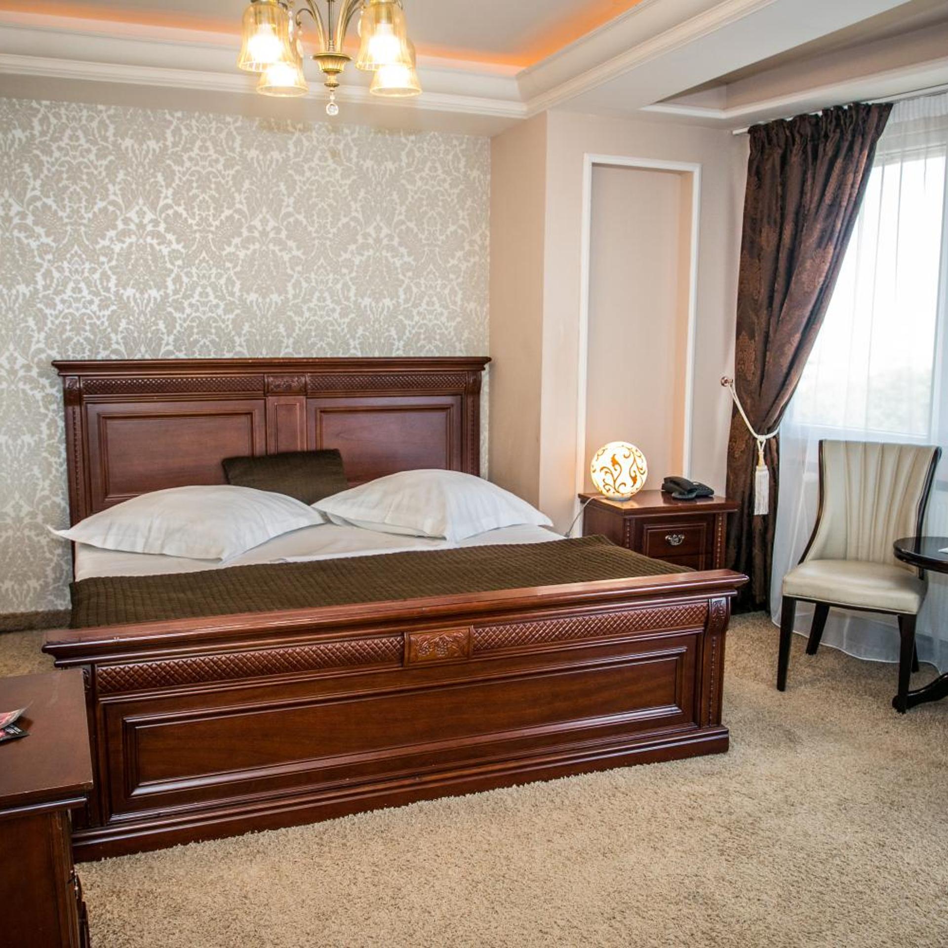 Junior Suite, Deluxe