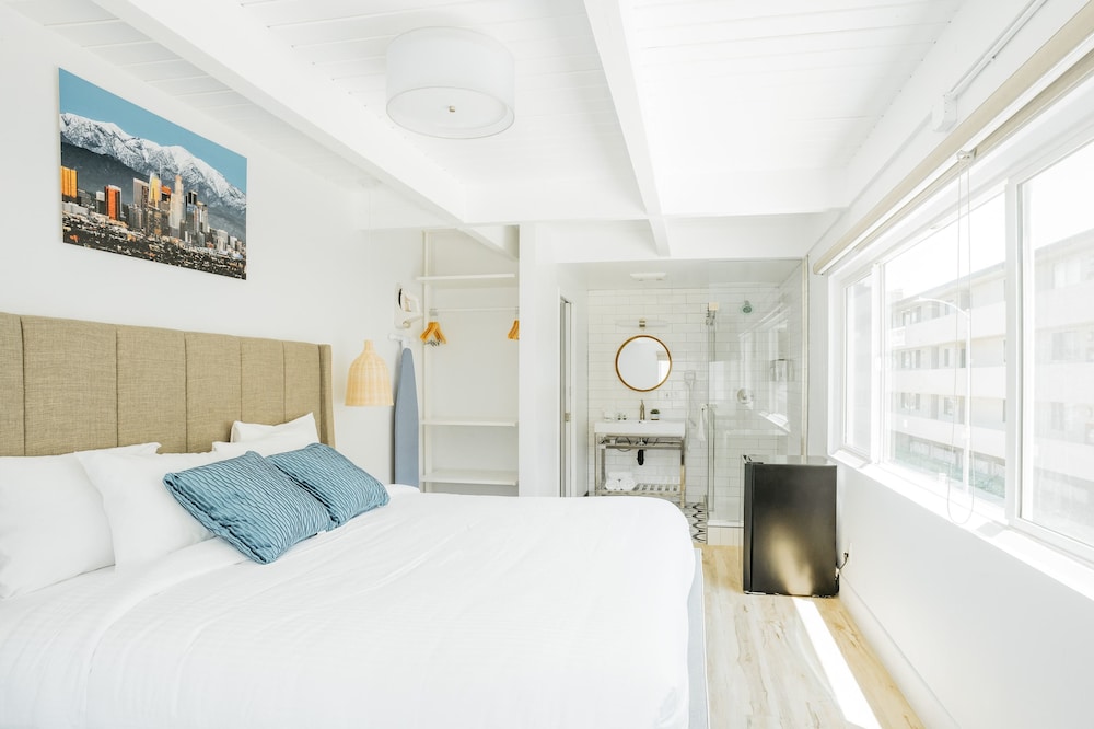 The Belmont Shore Inn 13/44