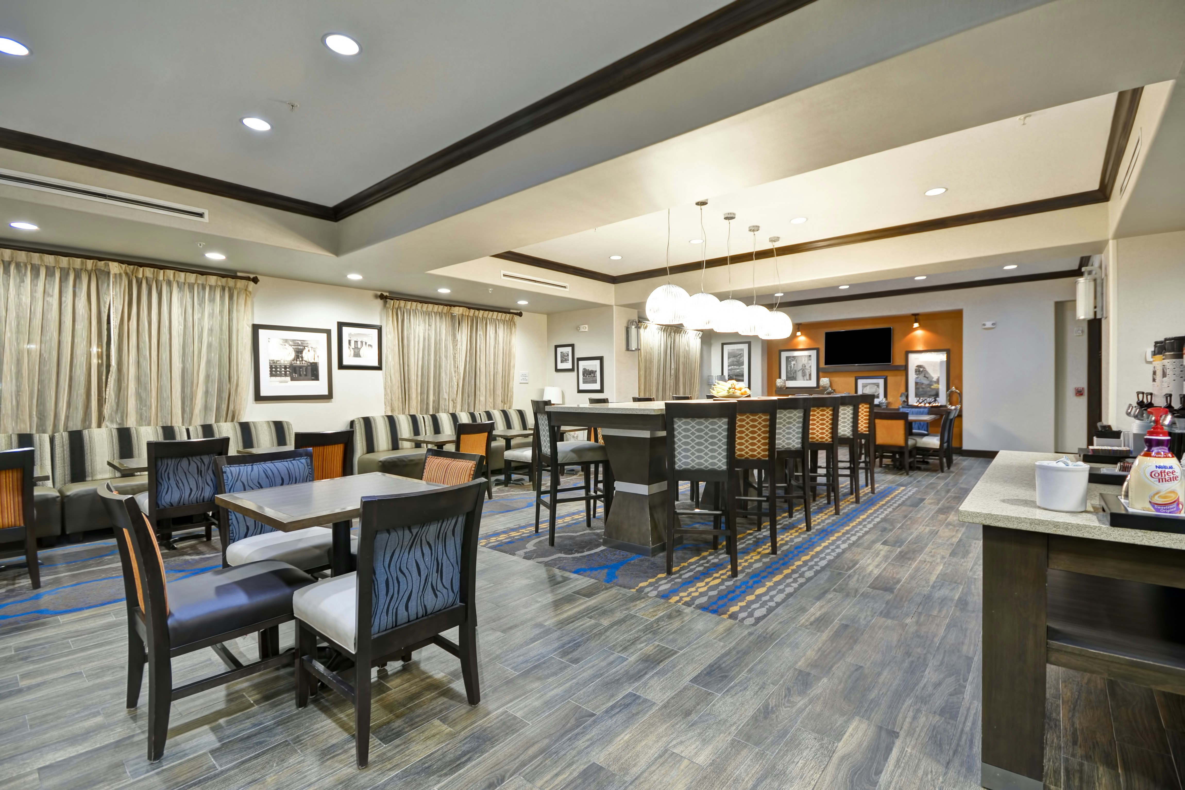 Hampton Inn Kenedy 42/57