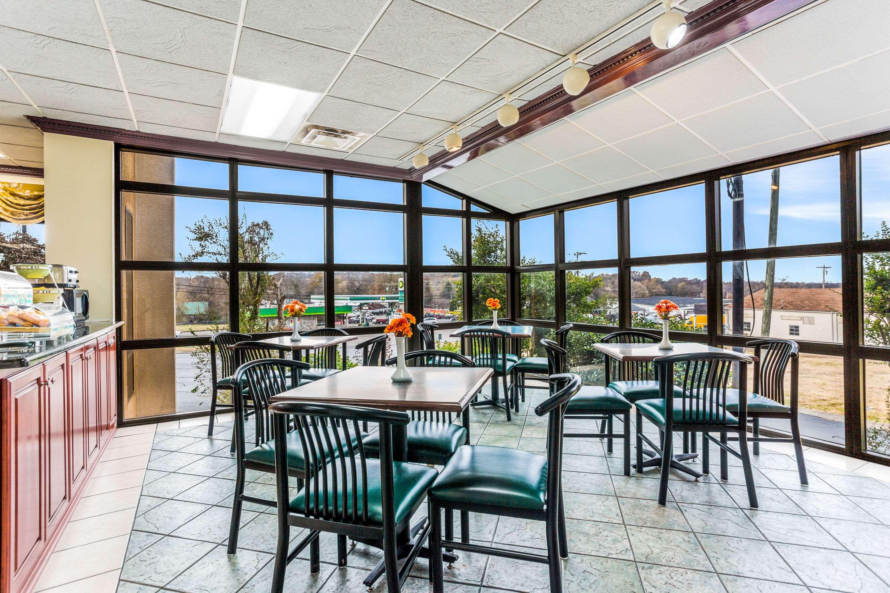Quality Inn Russellville 15/25