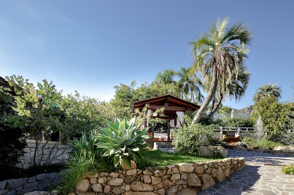 Cruccuris Resort - Adults Only 63/72