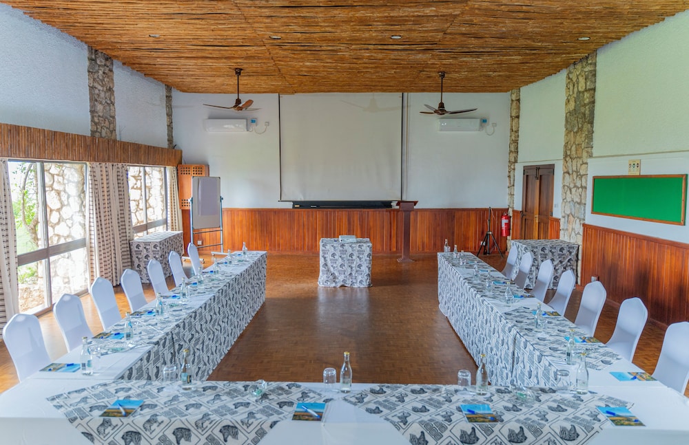Taita Hills Safari Resort And Spa 43/63