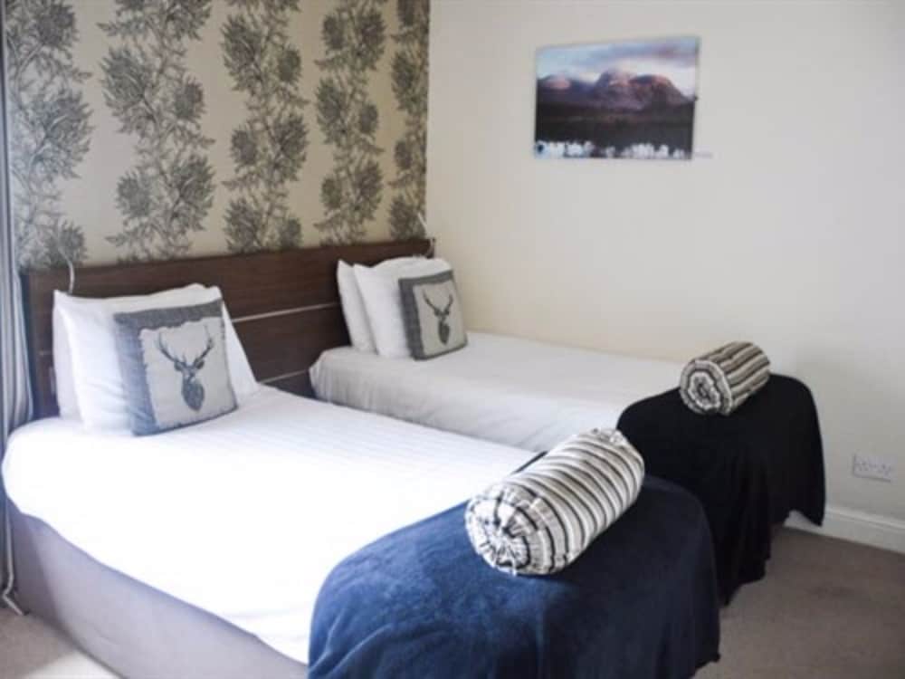 The Drymen Inn 6/36