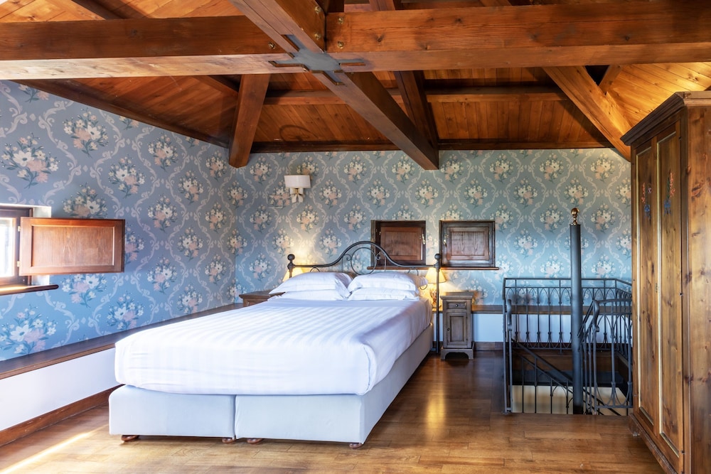 Relais Il Canalicchio 8/50