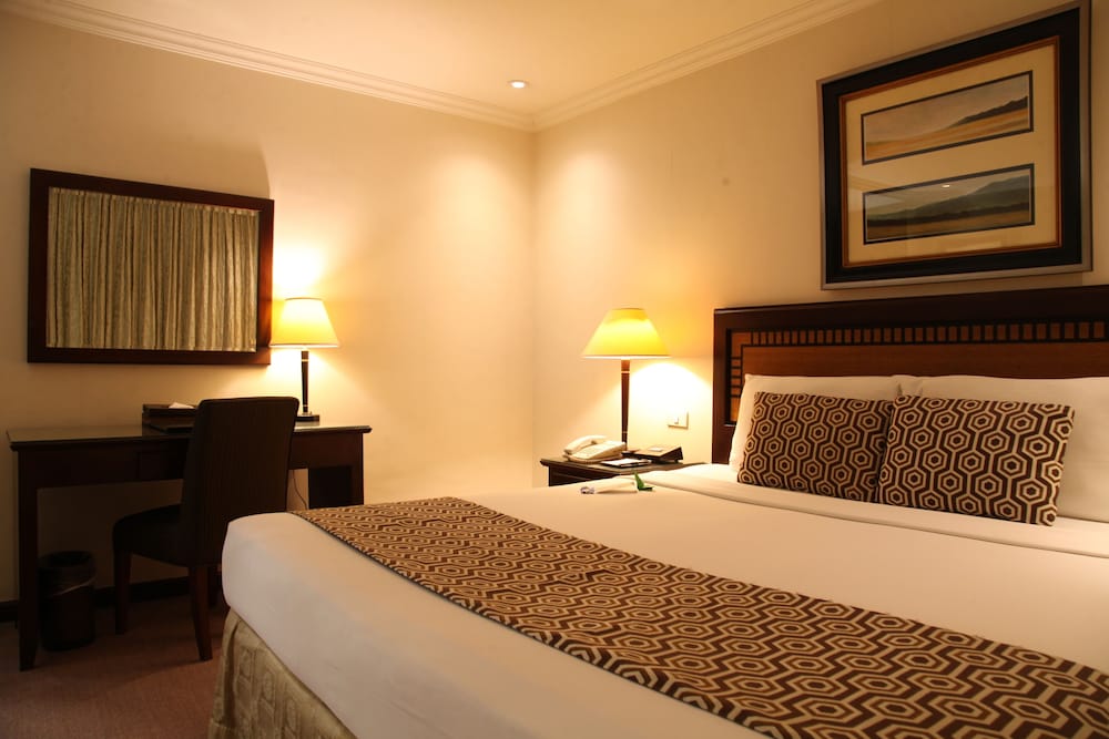 Herald Suites Solana 26/65