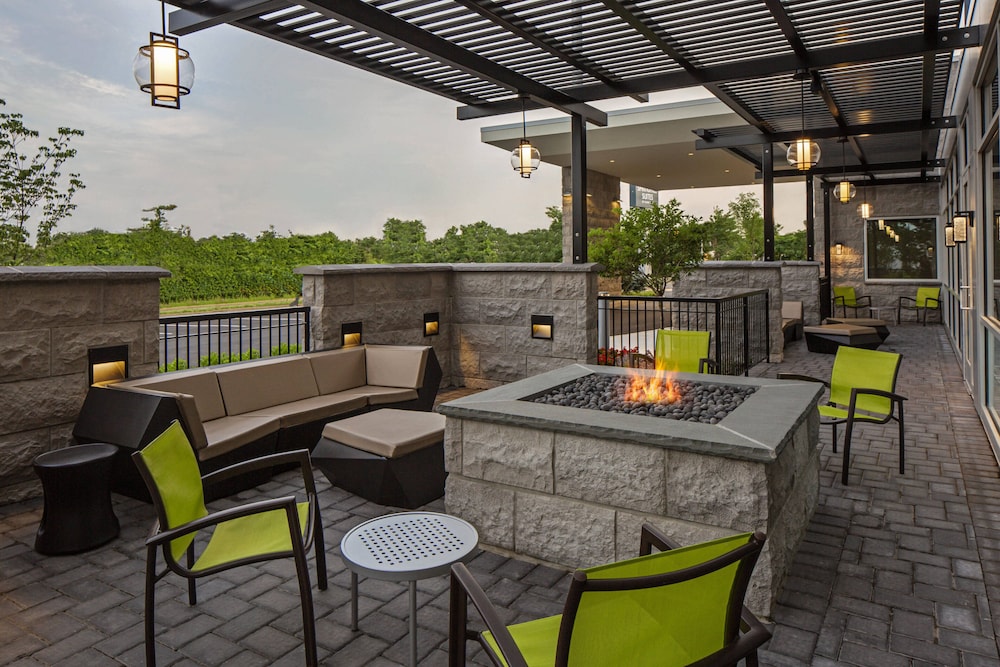 SpringHill Suites by Marriott East Rutherford Meadowlands/Carlstadt 32/46